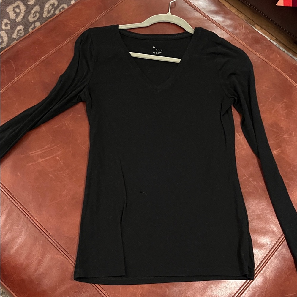 a new day Black V-Neck Long Sleeve Blouse